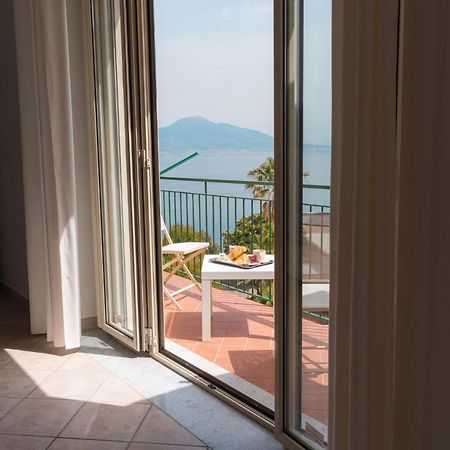 Amazing Sea&Vesuvio View Suite Вико-Экуенсе Экстерьер фото